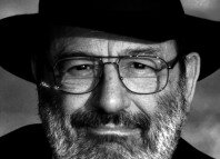 zdroj: http://www.progetto.cz/wp-content/uploads/2014/01/37-Umberto_Eco.jpg